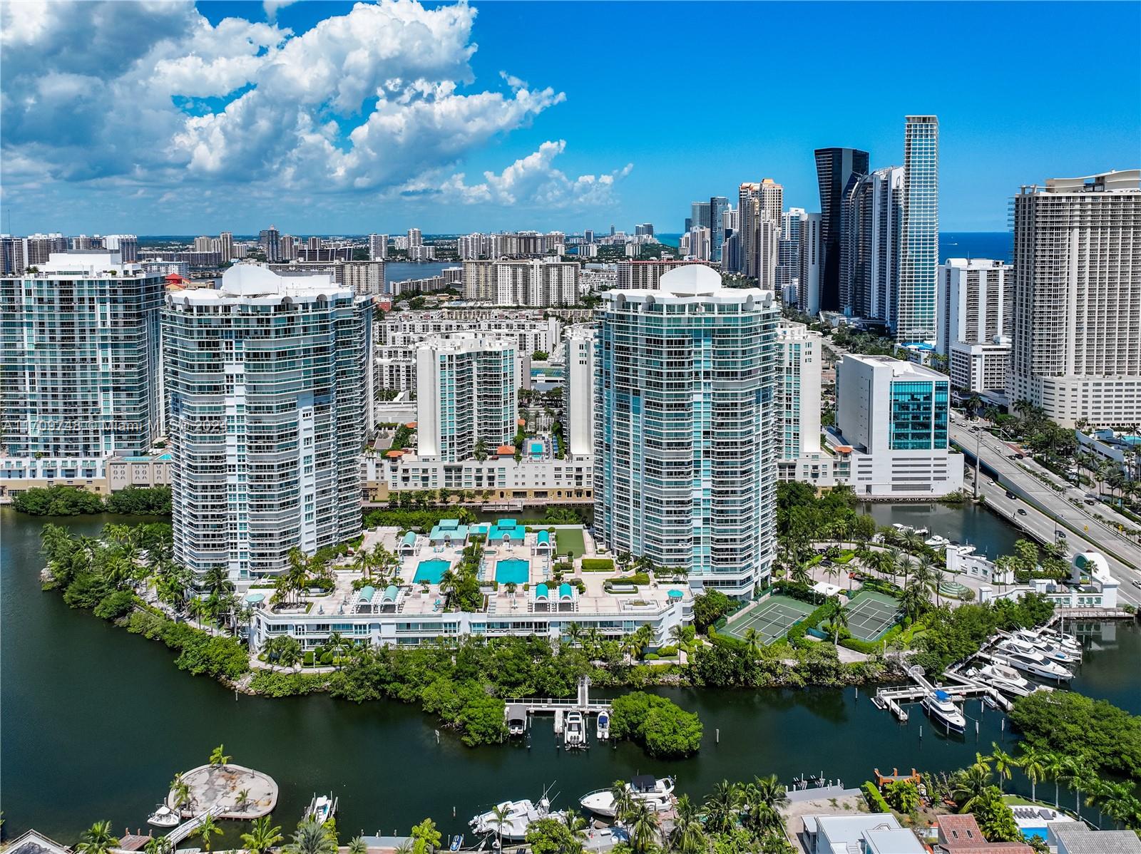 16500 Collins Ave # 1752