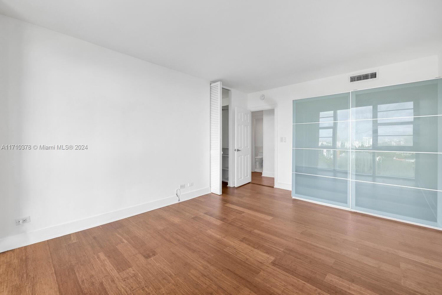 2451 Brickell Ave # 11N