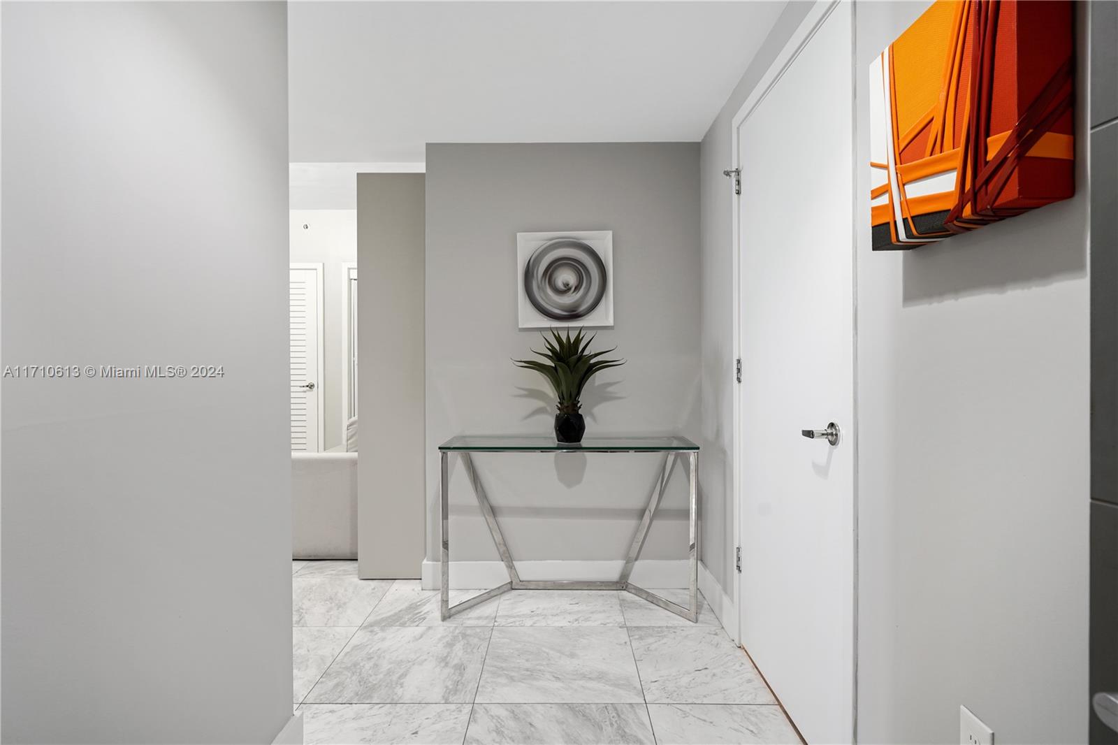 1010 Brickell Ave # 3911