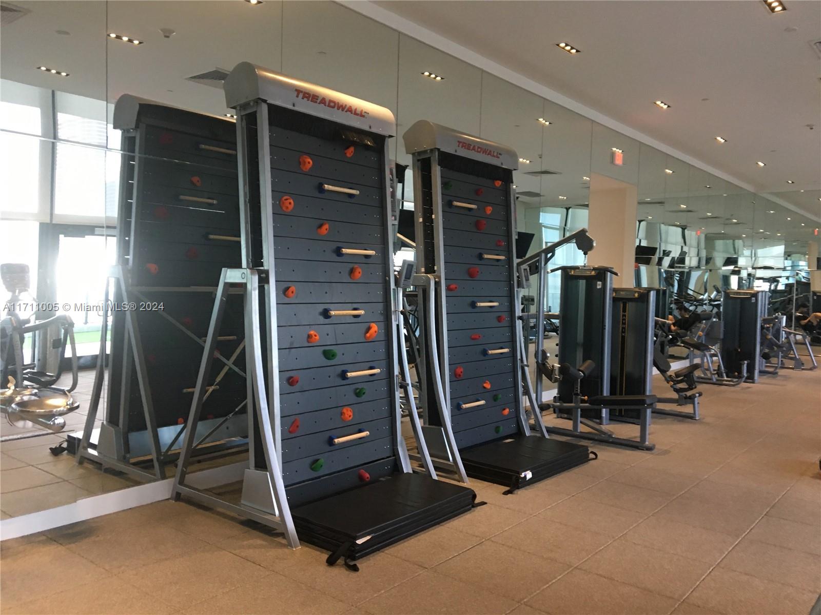 1600 NE 1st Ave # 1117