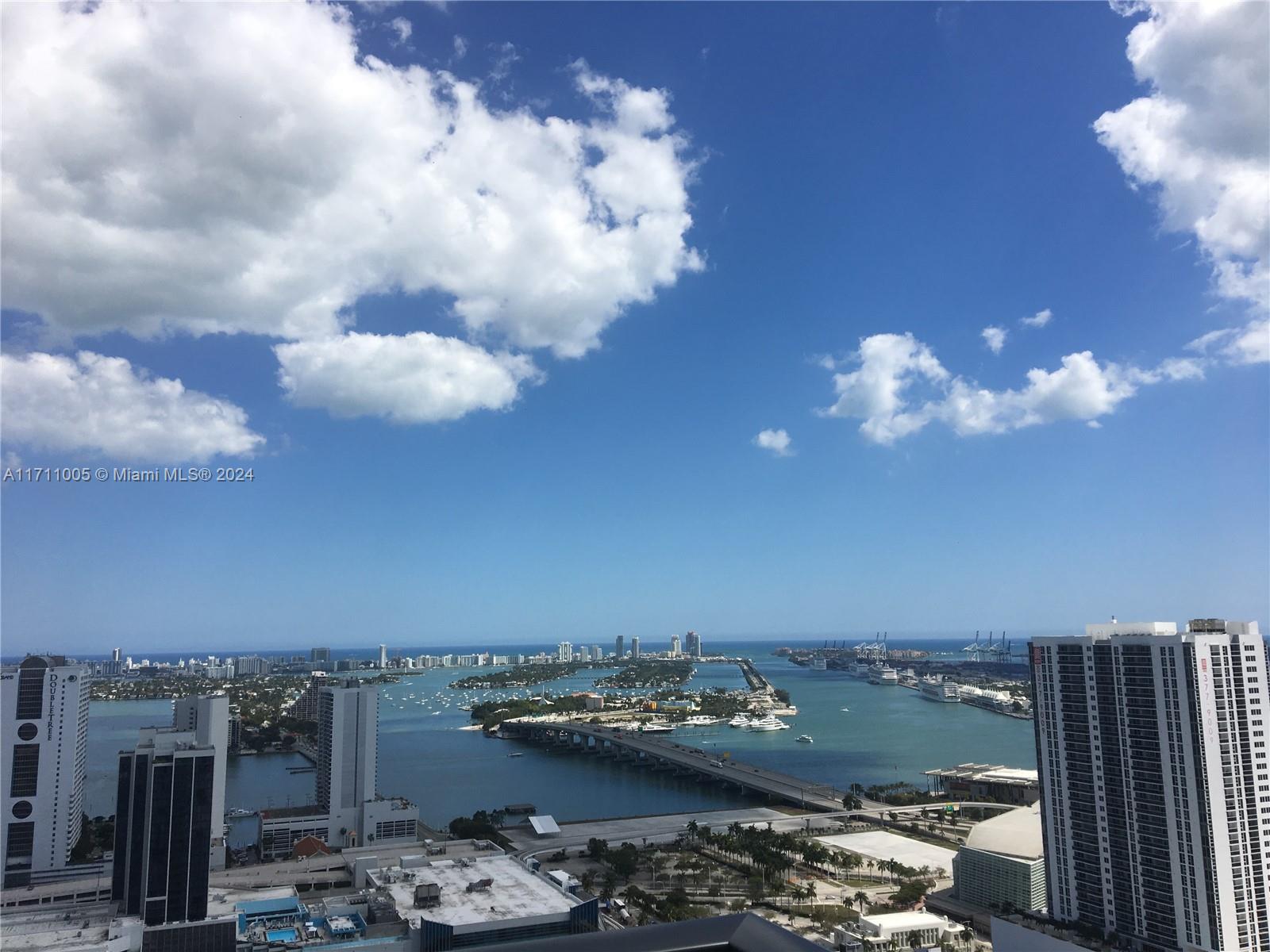 1600 NE 1st Ave # 1117