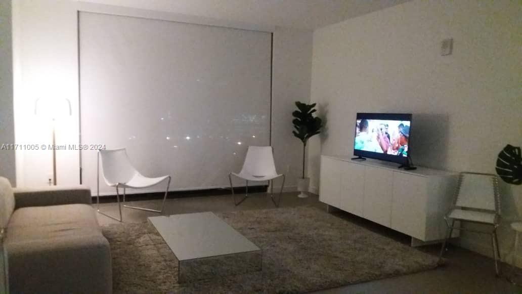 1600 NE 1st Ave # 1117