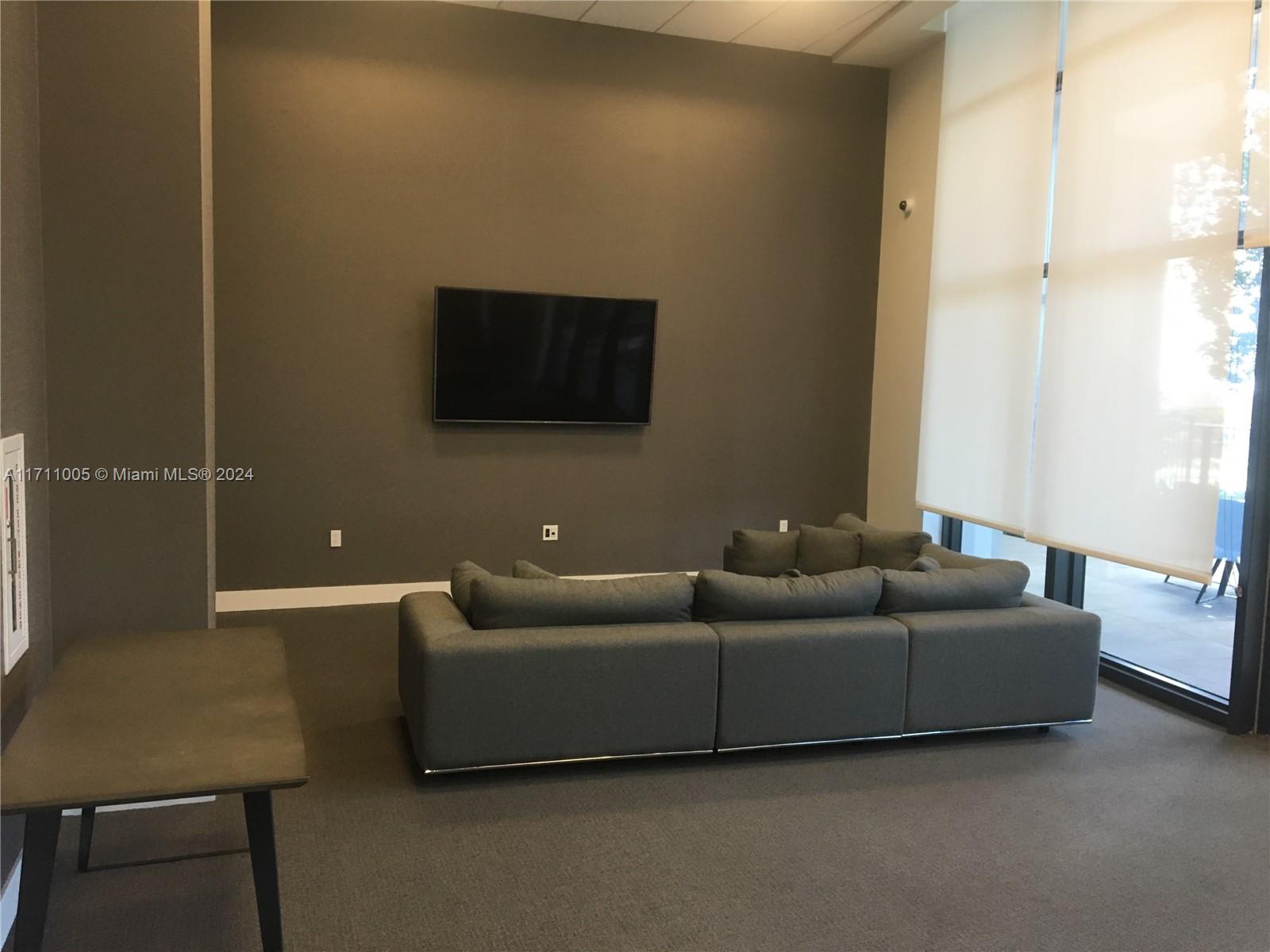 1600 NE 1st Ave # 1117