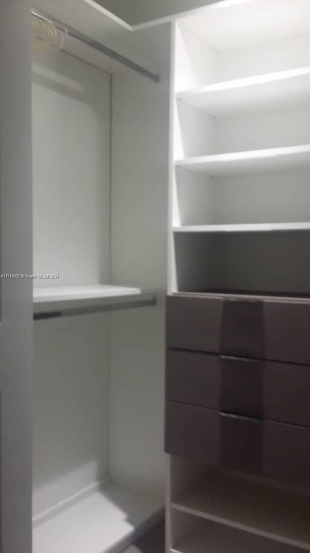 1600 NE 1st Ave # 1117