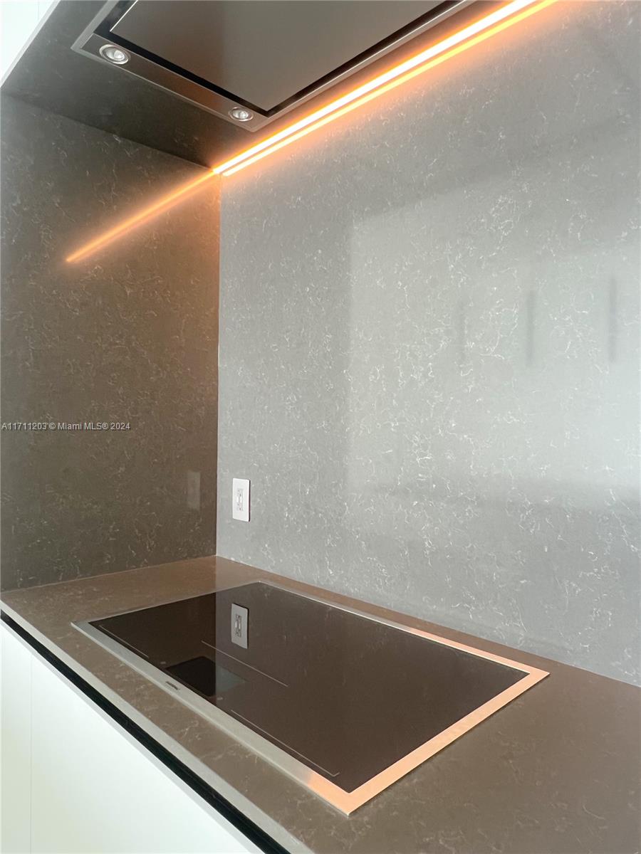 300 Biscayne Boulevard Way # 4406