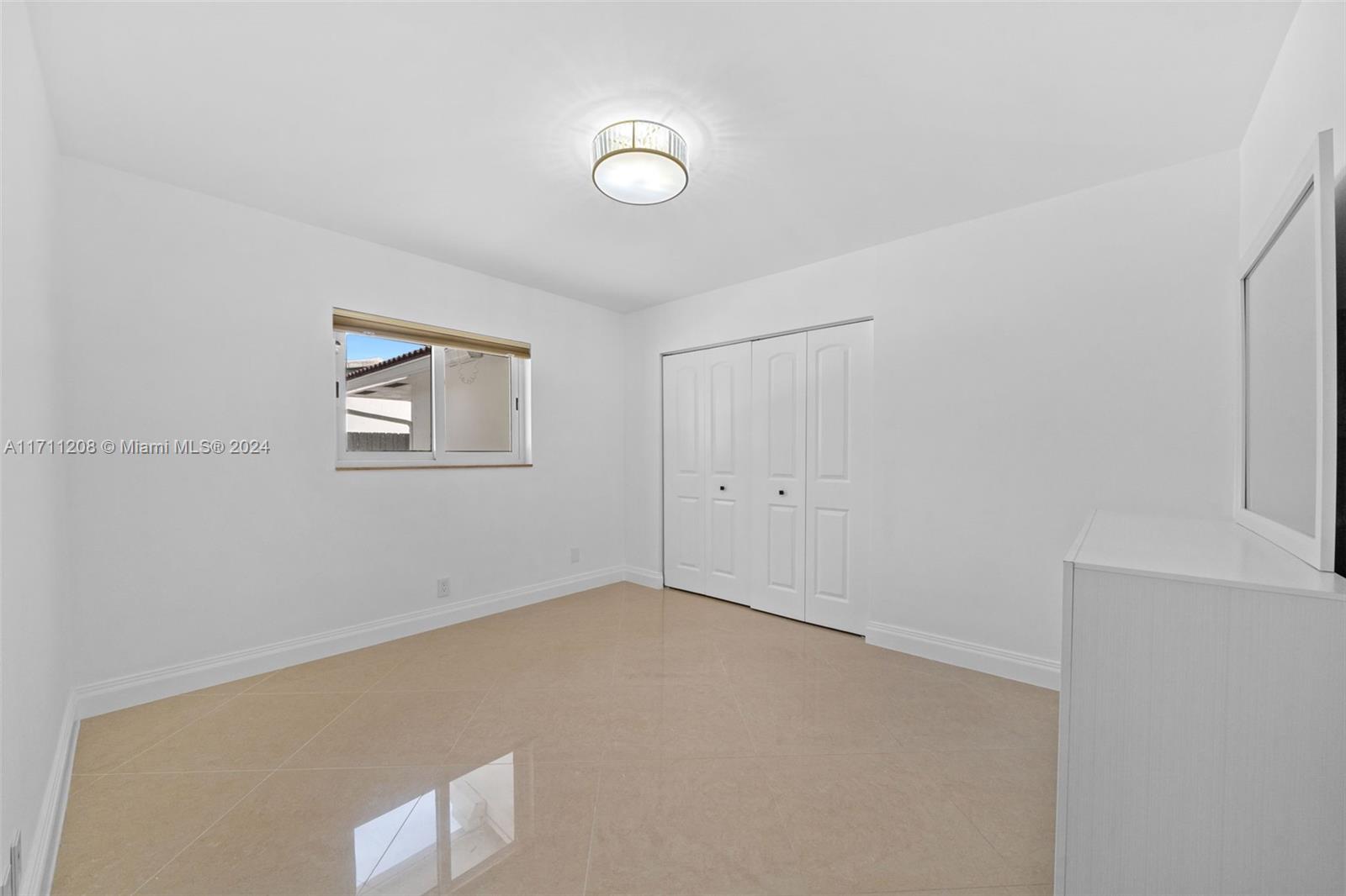 1144 Adams St Unit: .