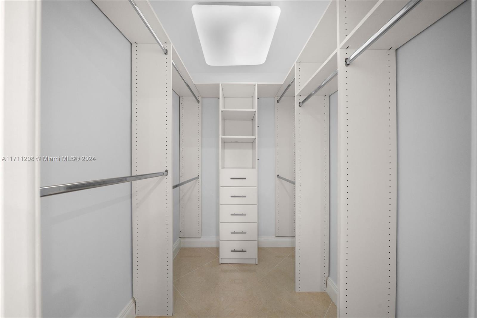 1144 Adams St Unit: .
