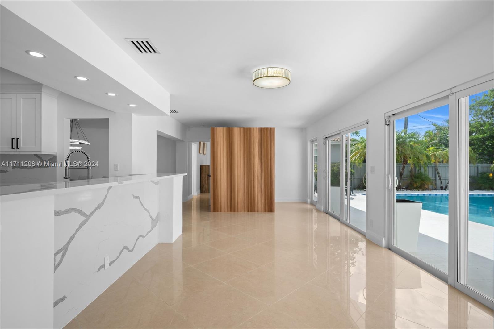 1144 Adams St Unit: .