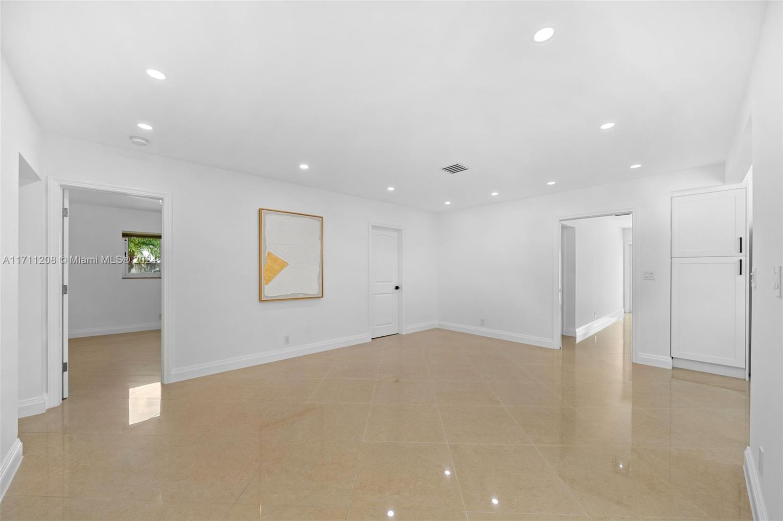 1144 Adams St Unit: .
