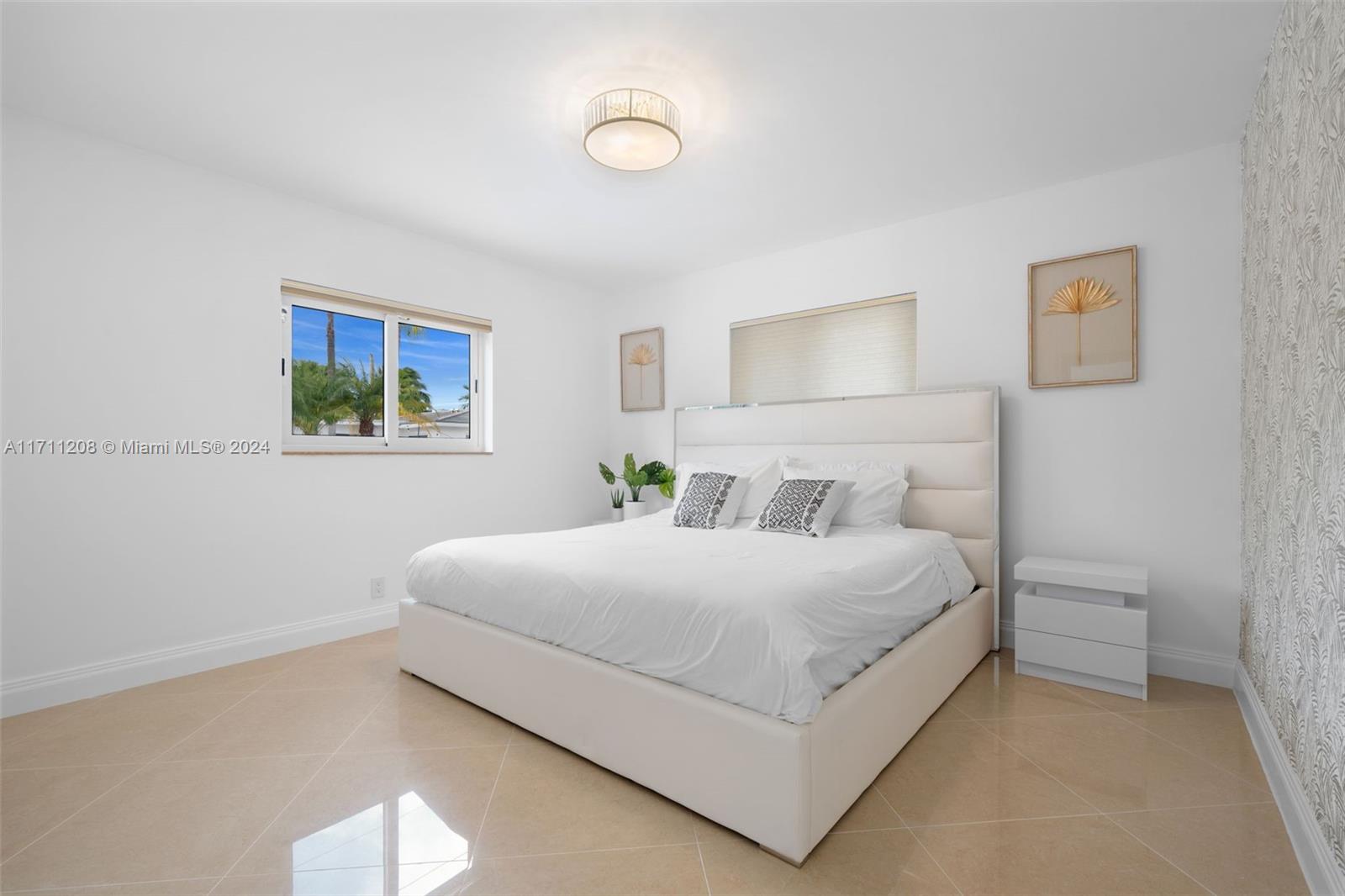 1144 Adams St Unit: .
