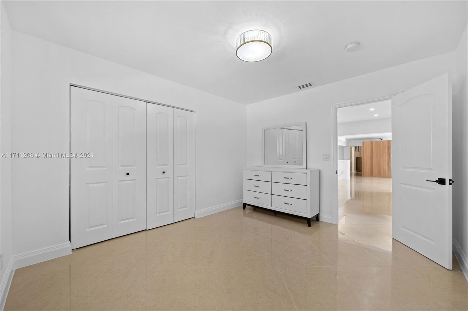 1144 Adams St Unit: .