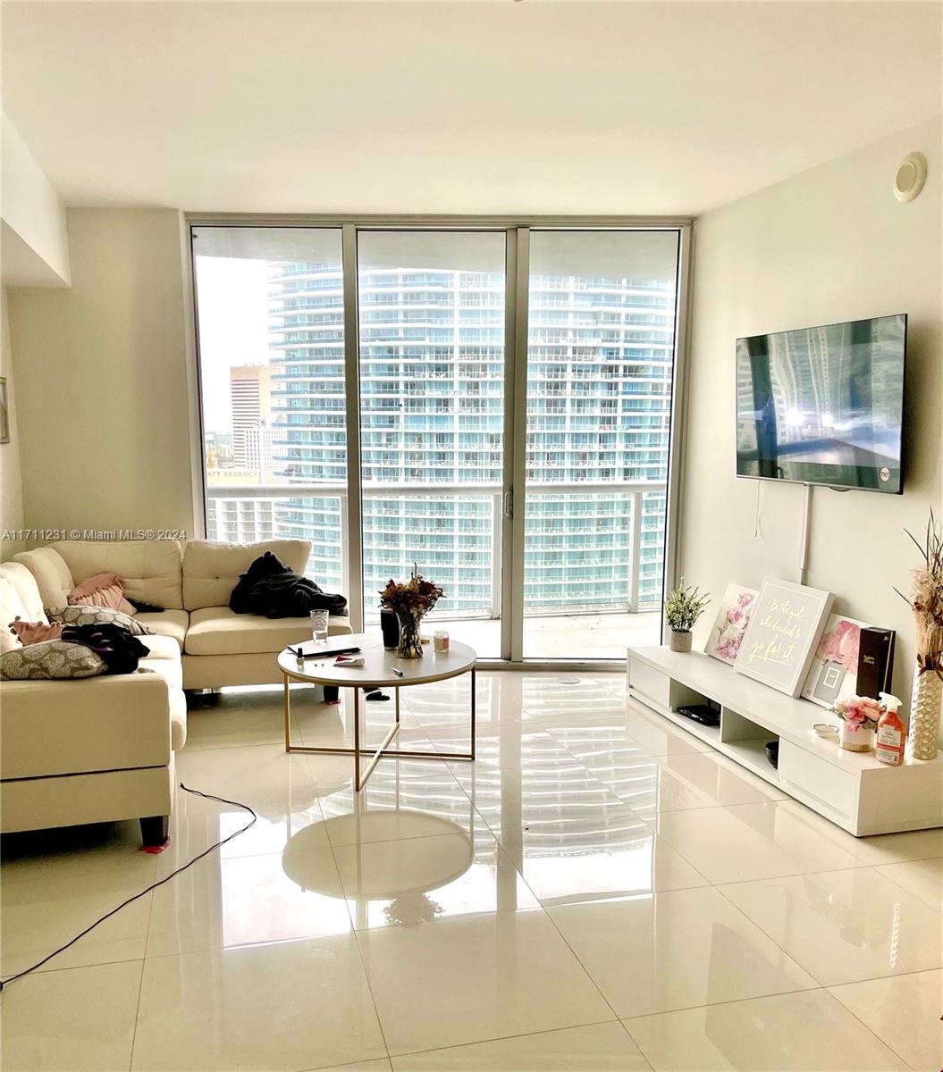 465 Brickell Ave # 2904
