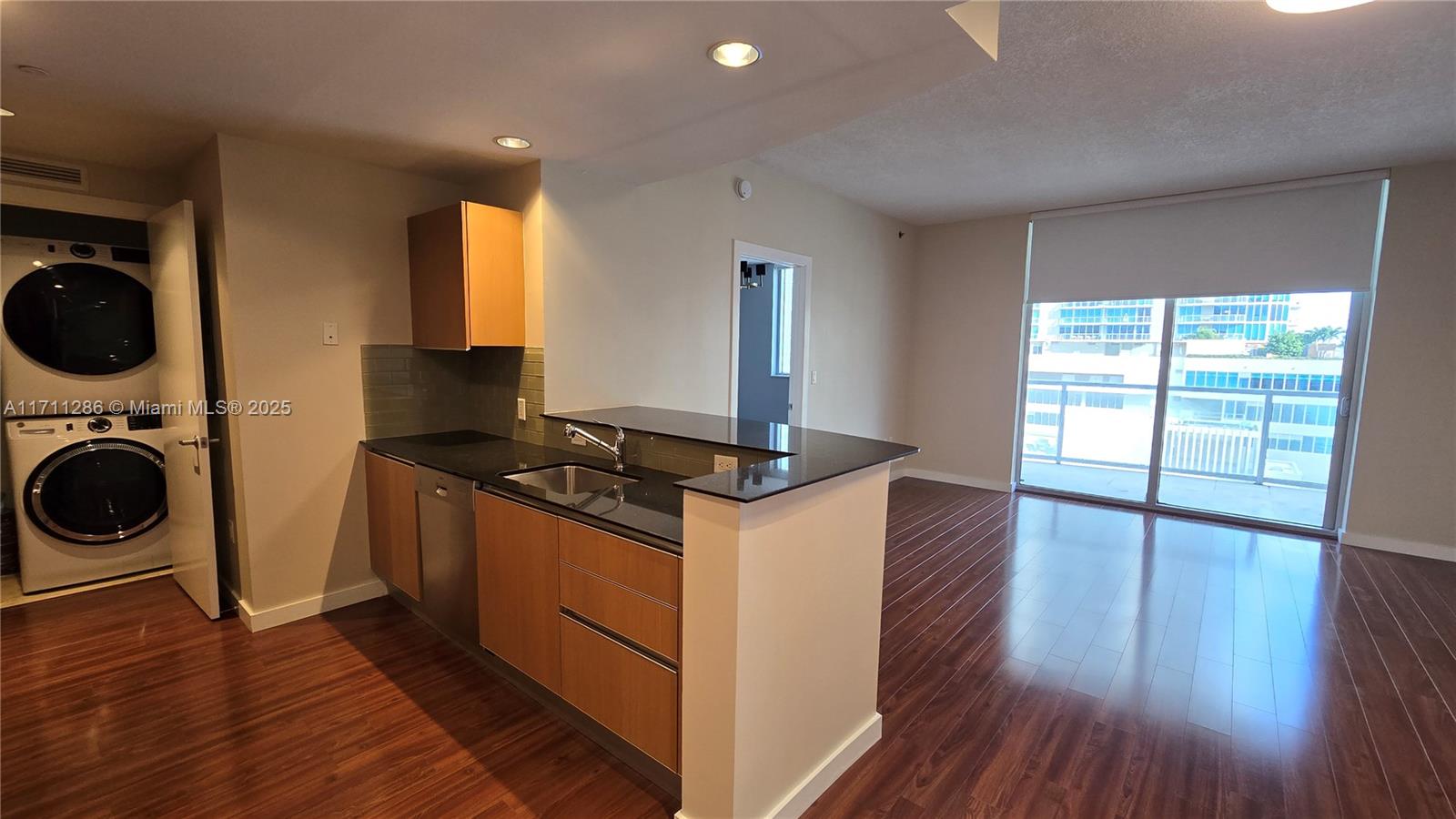 1060 Brickell Ave # 1803