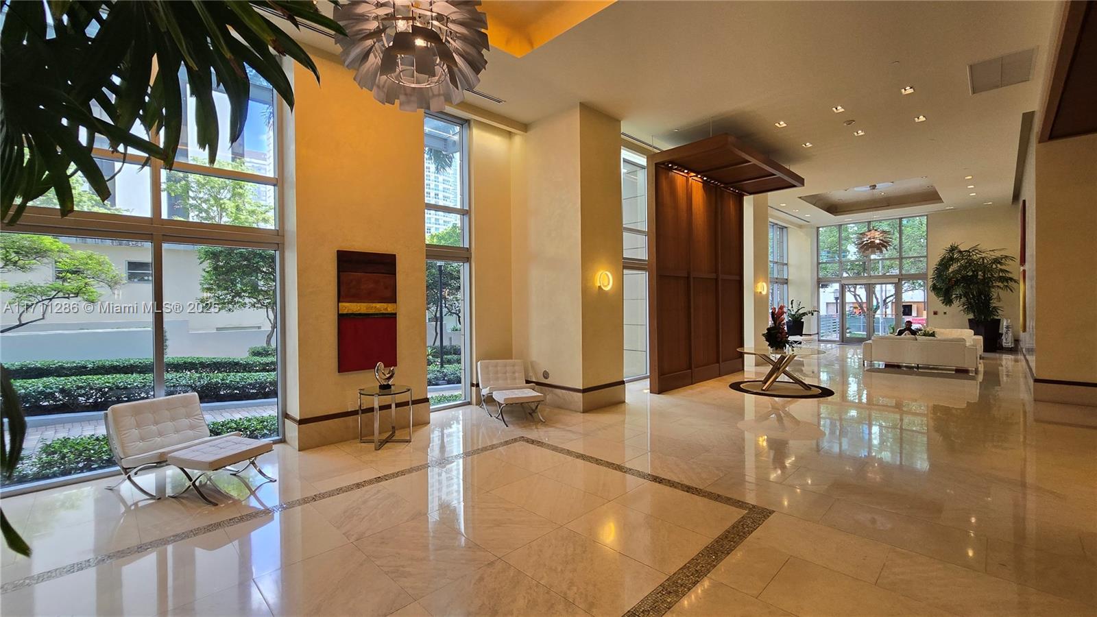 1060 Brickell Ave # 1803