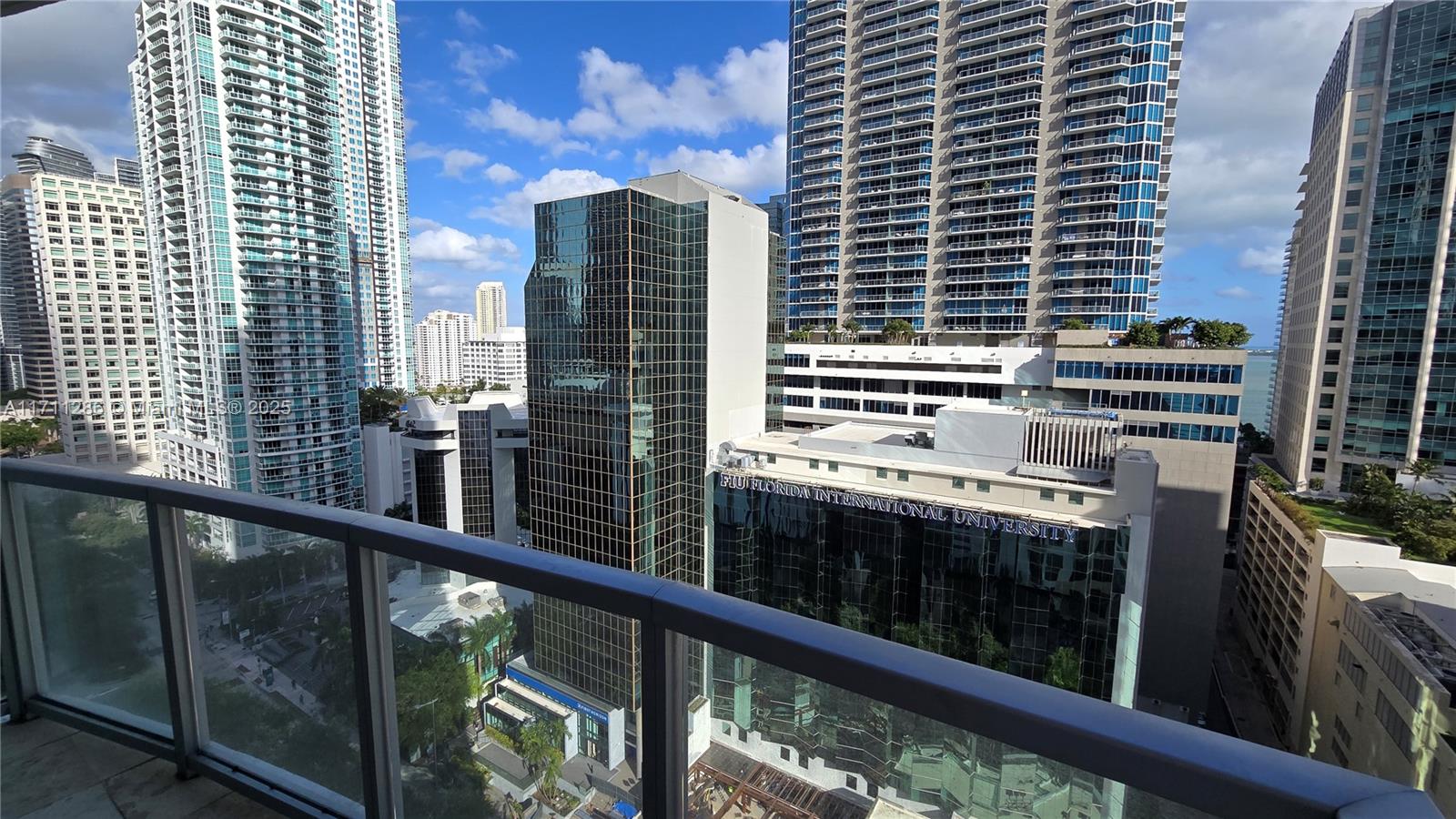1060 Brickell Ave # 1803