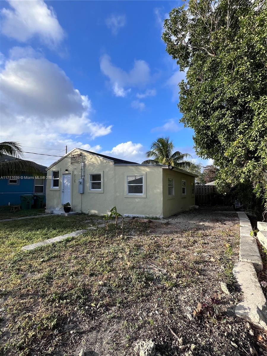 2129 NW 70th ST