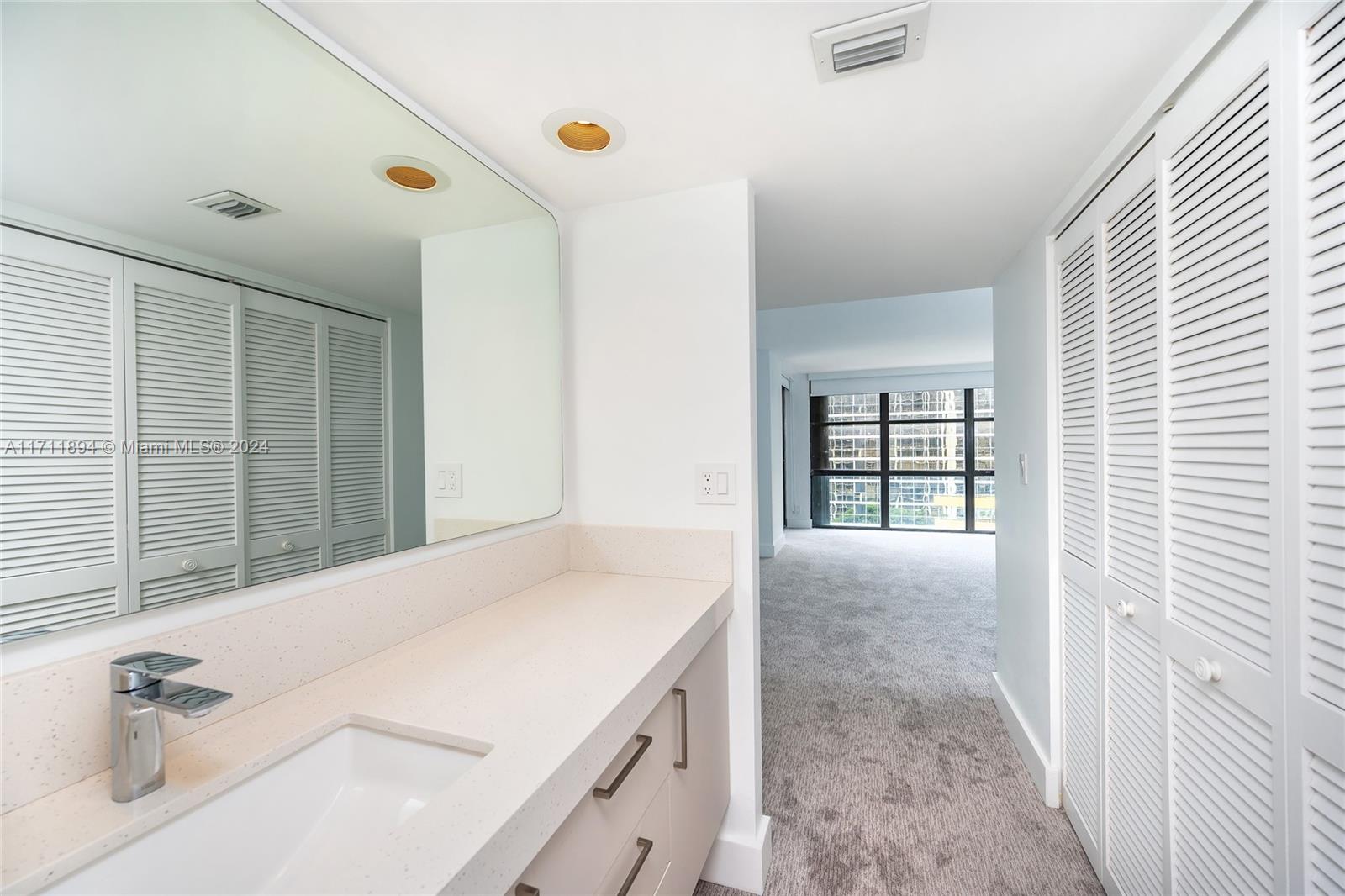 1925 Brickell Ave # 1112
