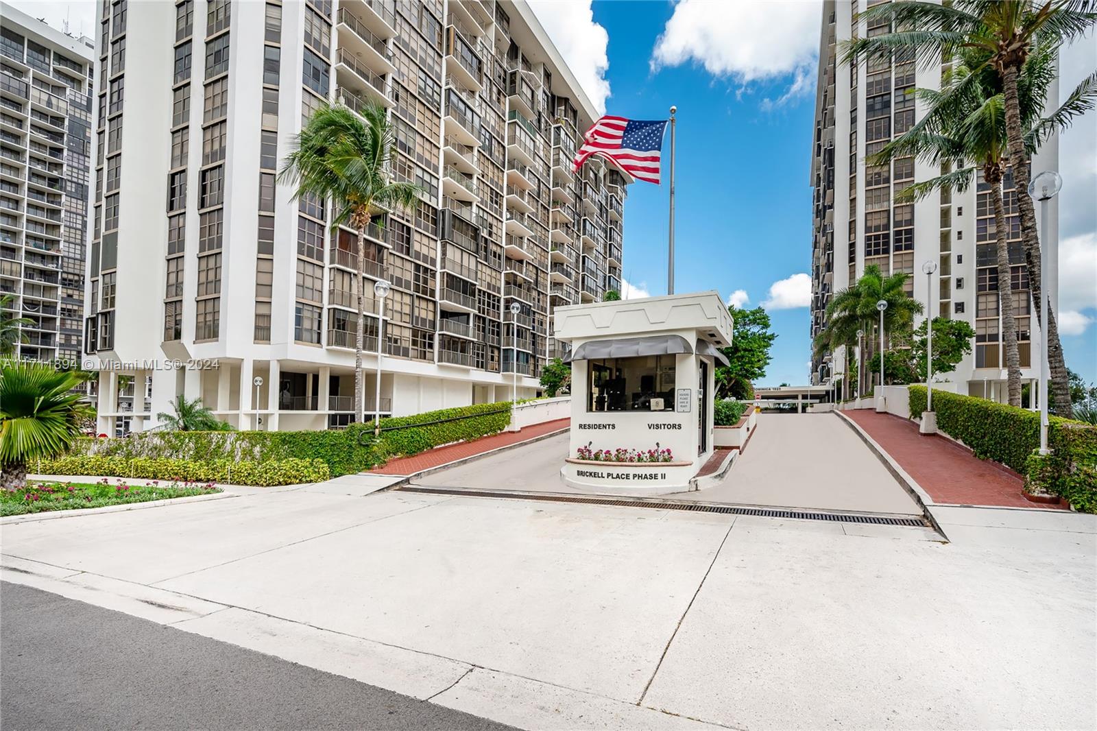 1925 Brickell Ave # 1112