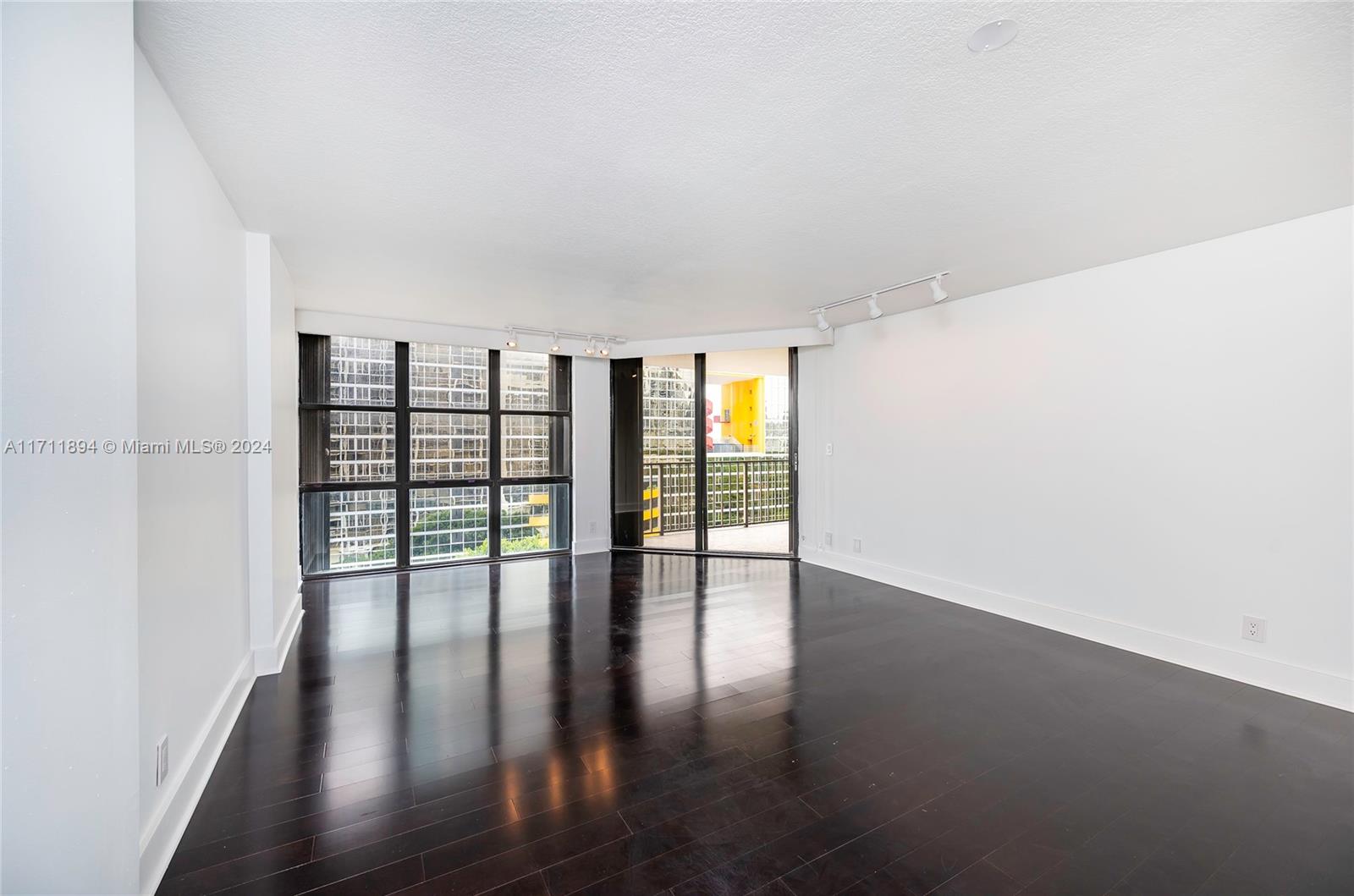 1925 Brickell Ave # 1112
