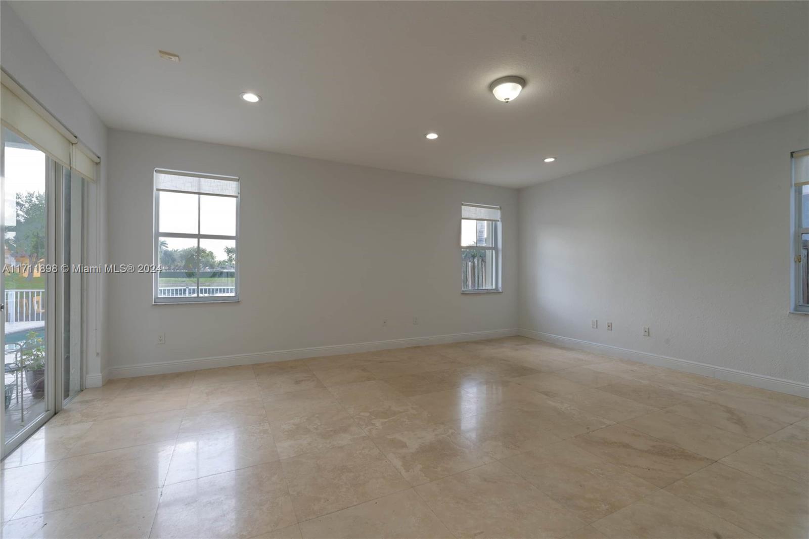 8325 NW 115th Ct # 0