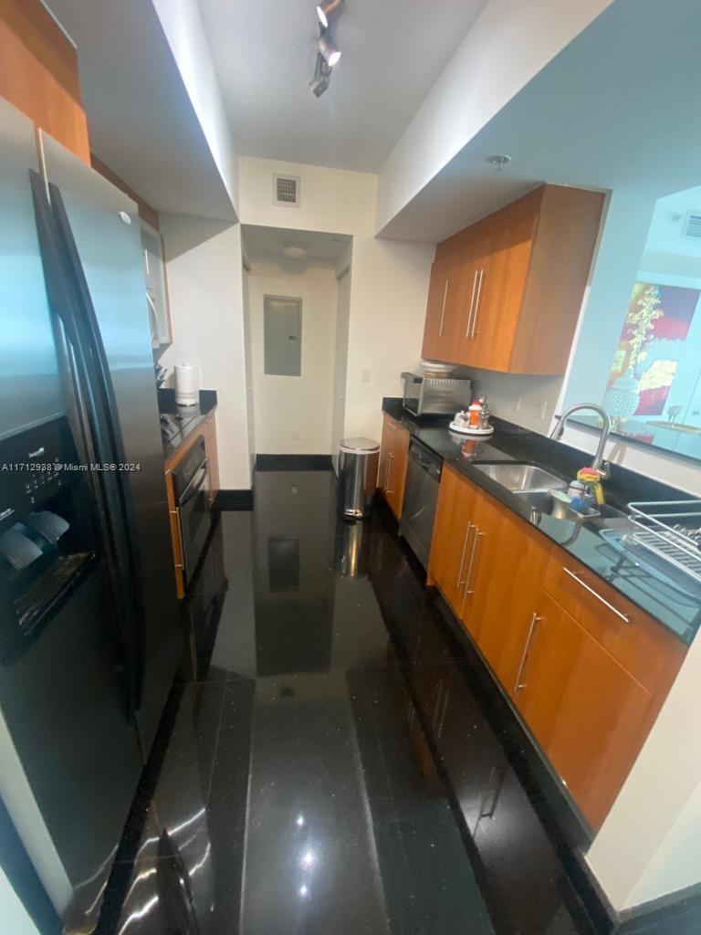 335 S Biscayne Blvd # 607