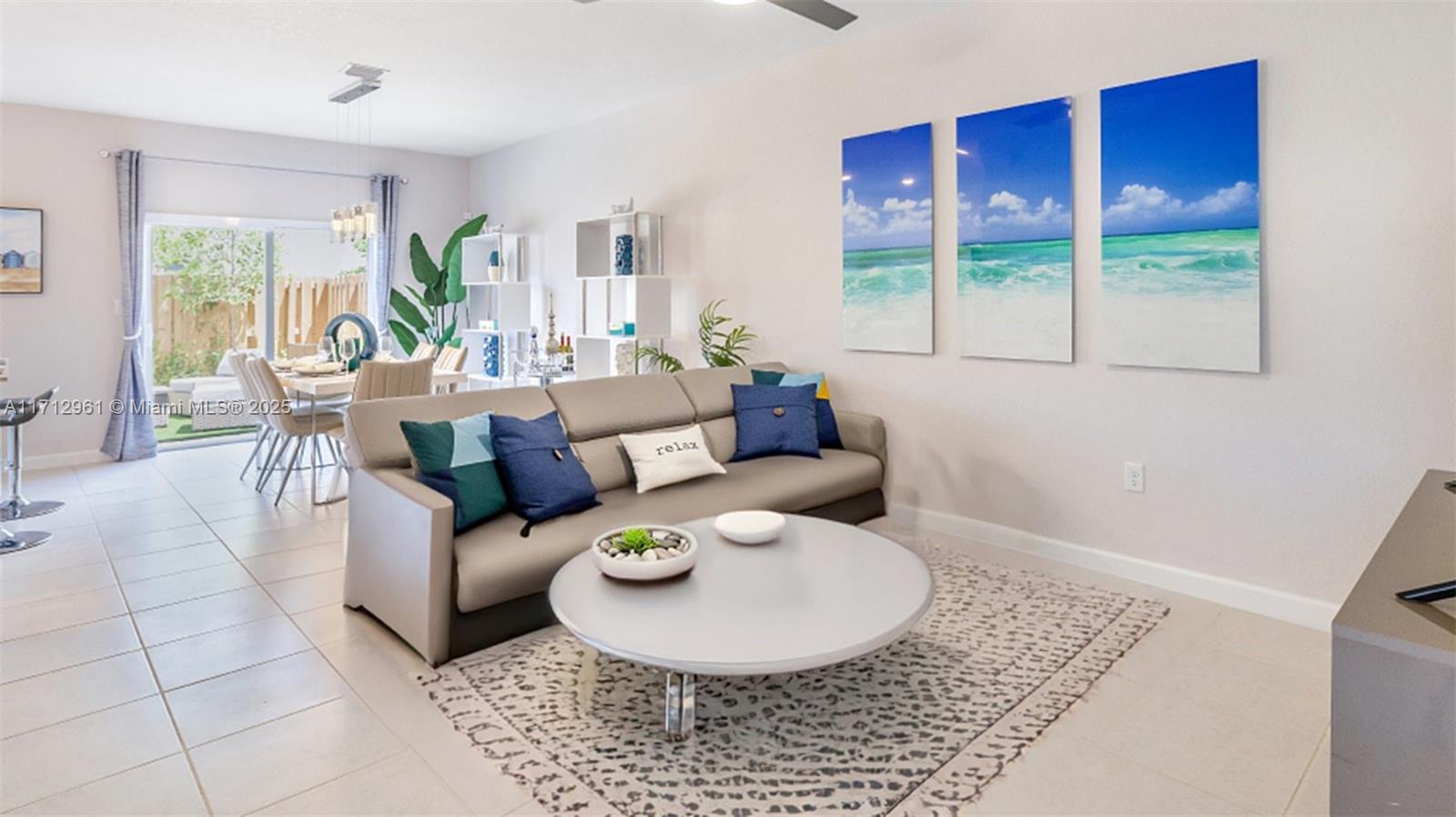2530 SE 29th St Unit: .