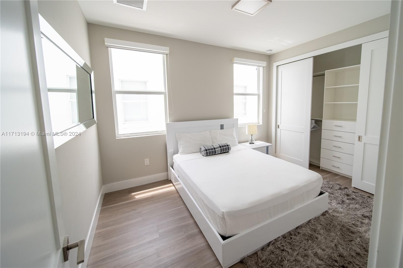 3655 SW 26th St # 3655