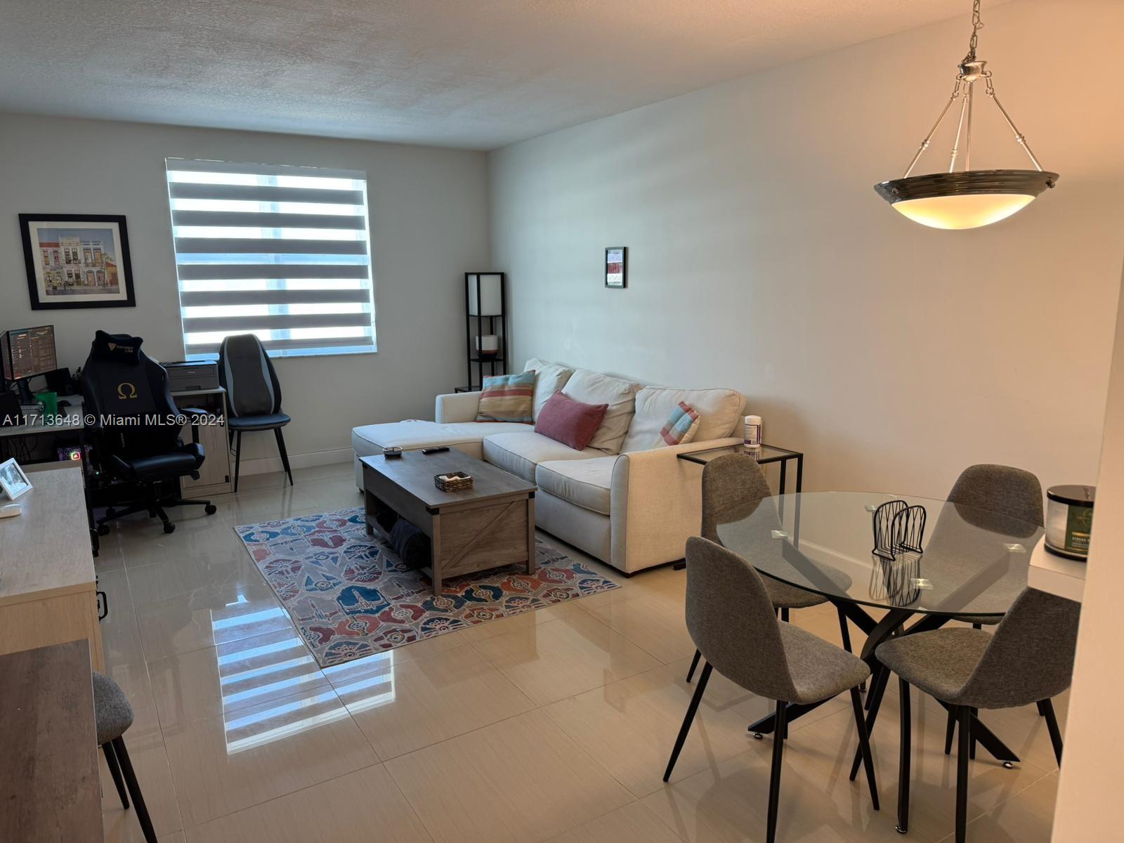 50 Menores Ave # 405