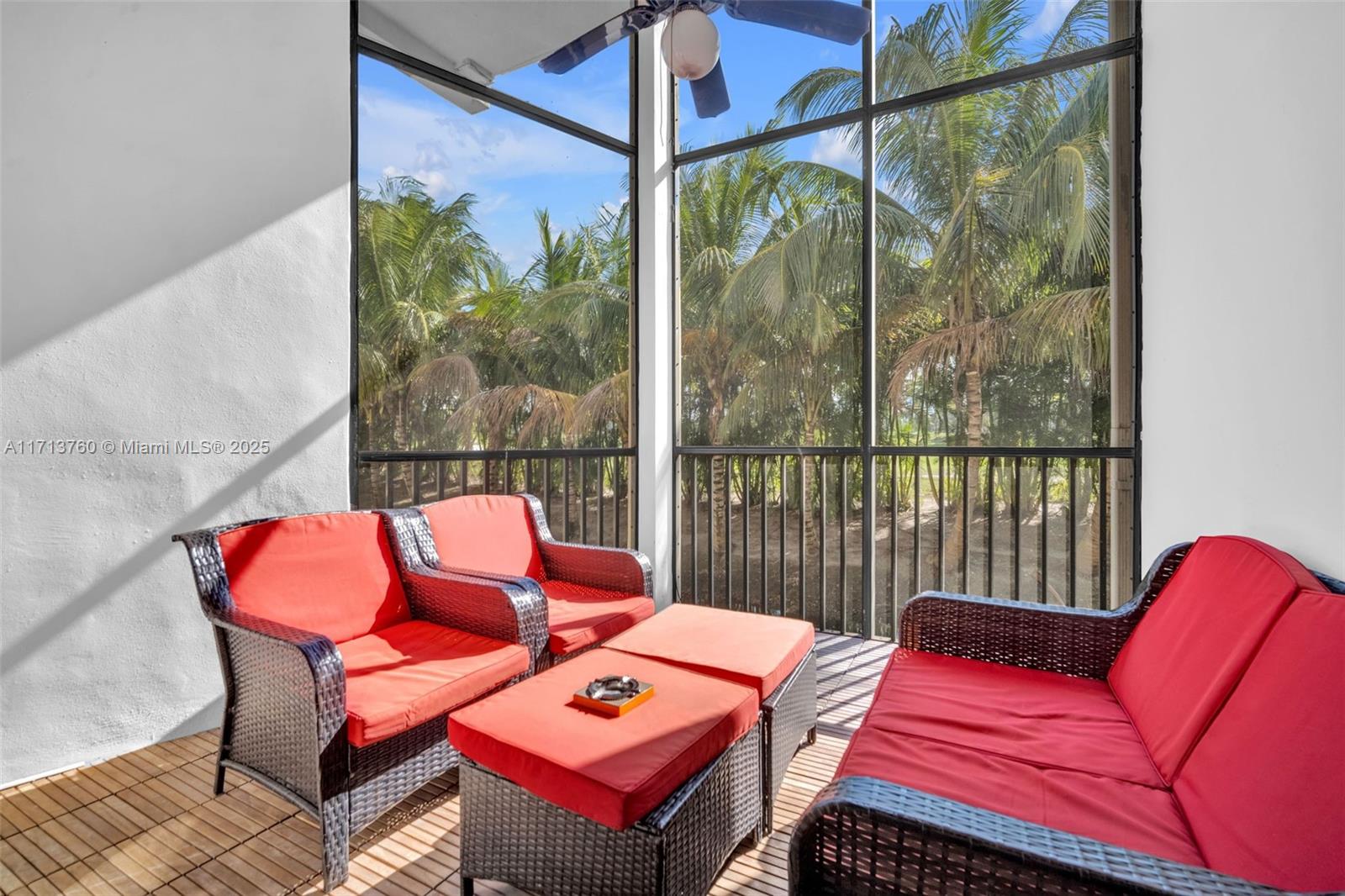 20353 W Country Club Dr Unit: TH18 (Fully Renovated)