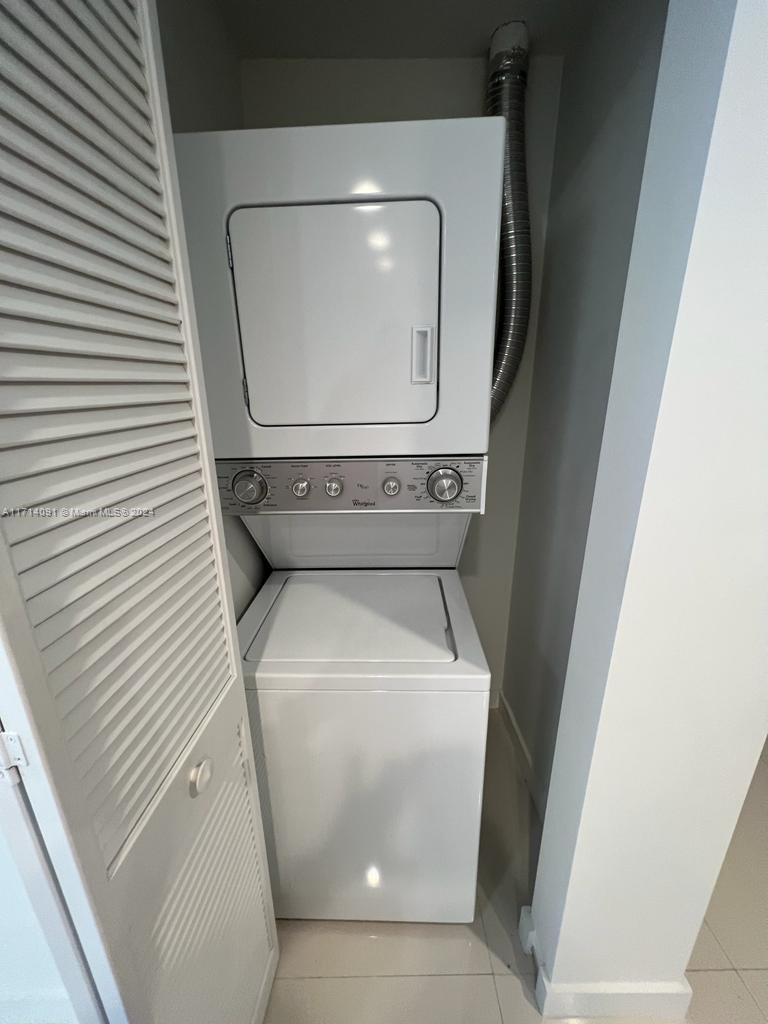 7875 NW 107th Ave # 201