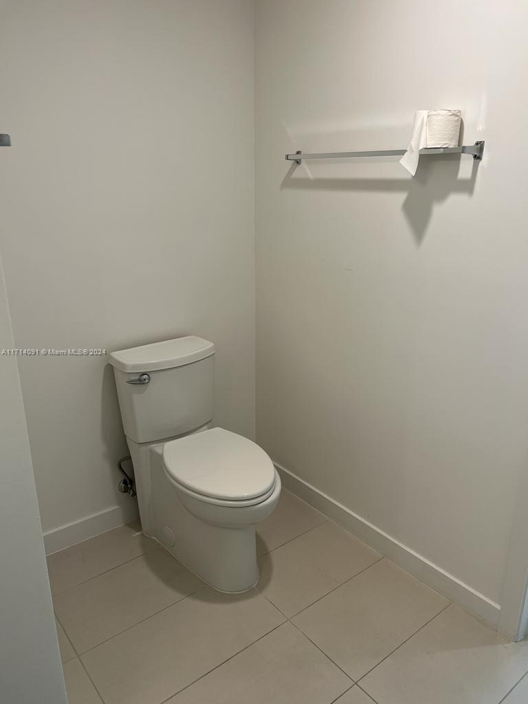 7875 NW 107th Ave # 201