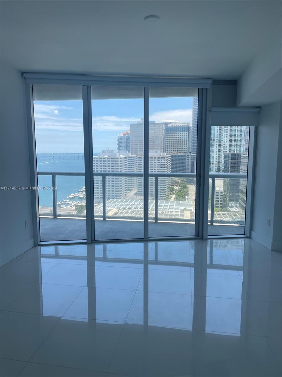495 Brickell Ave # 2007