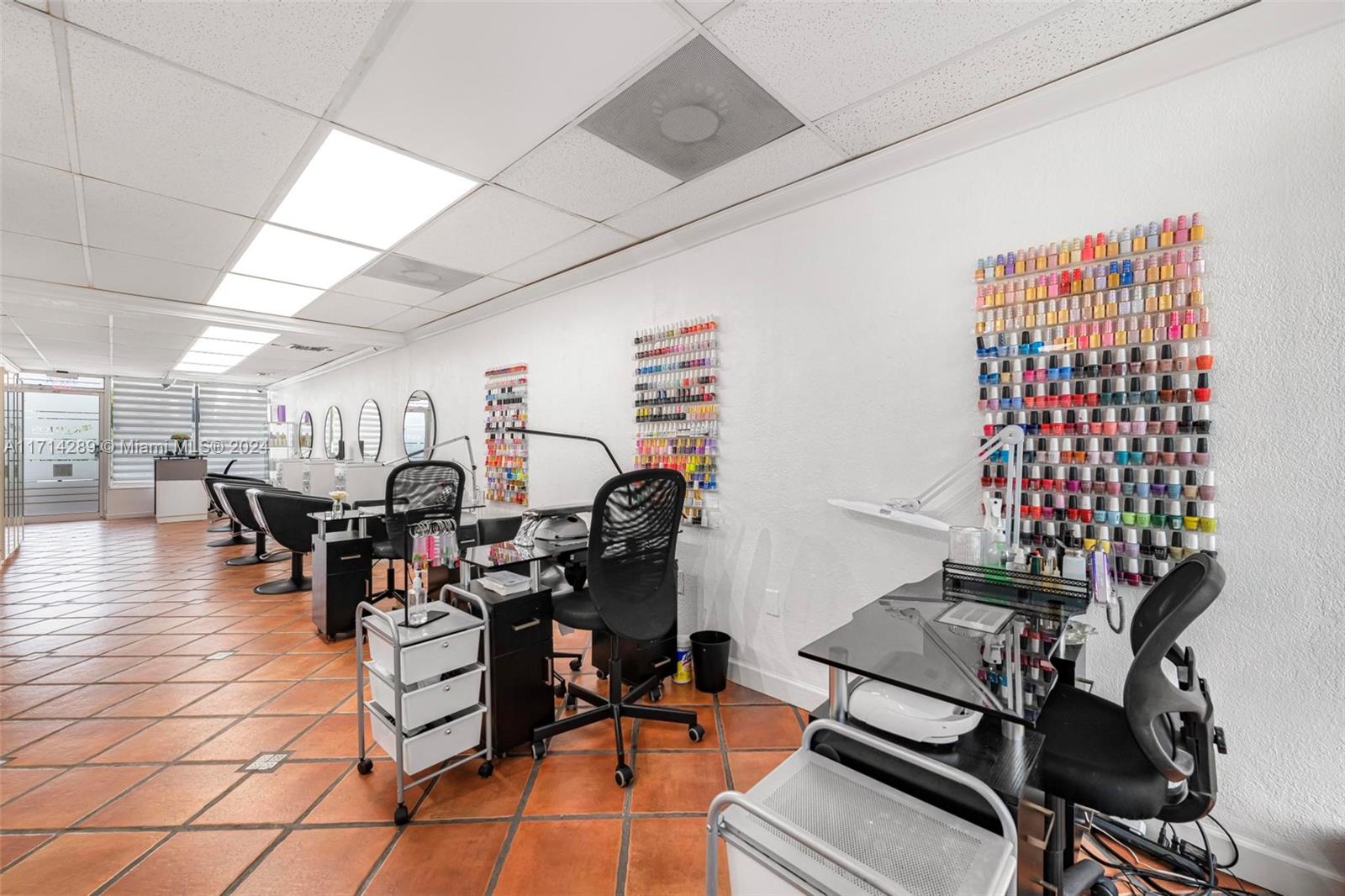 957 SW 87th Ave