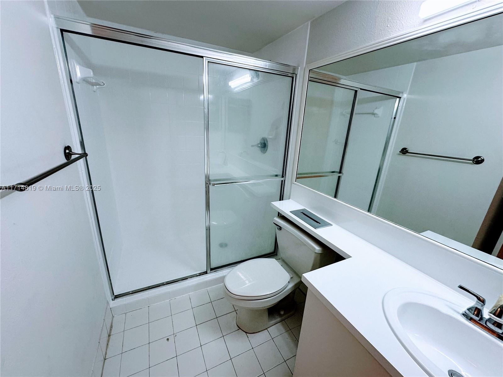 4520 NW 107 AV # 10 Unit: 208-10
