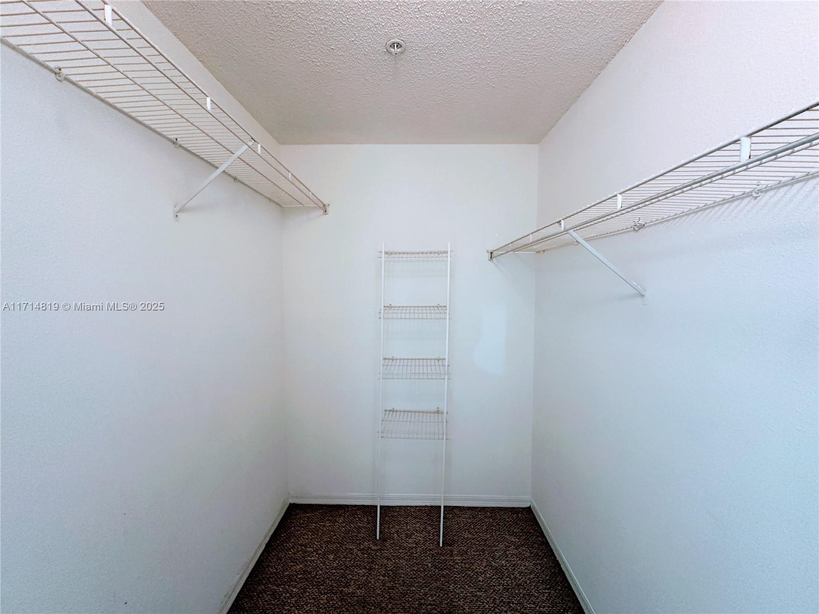 4520 NW 107 AV # 10 Unit: 208-10