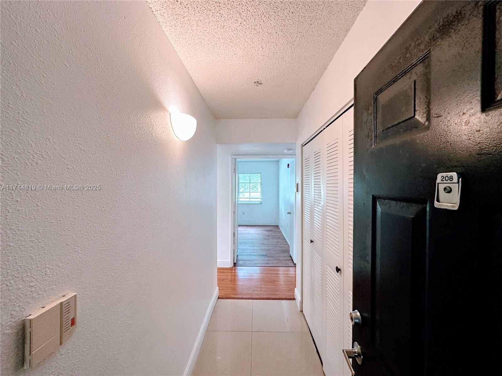 4520 NW 107 AV # 10 Unit: 208-10