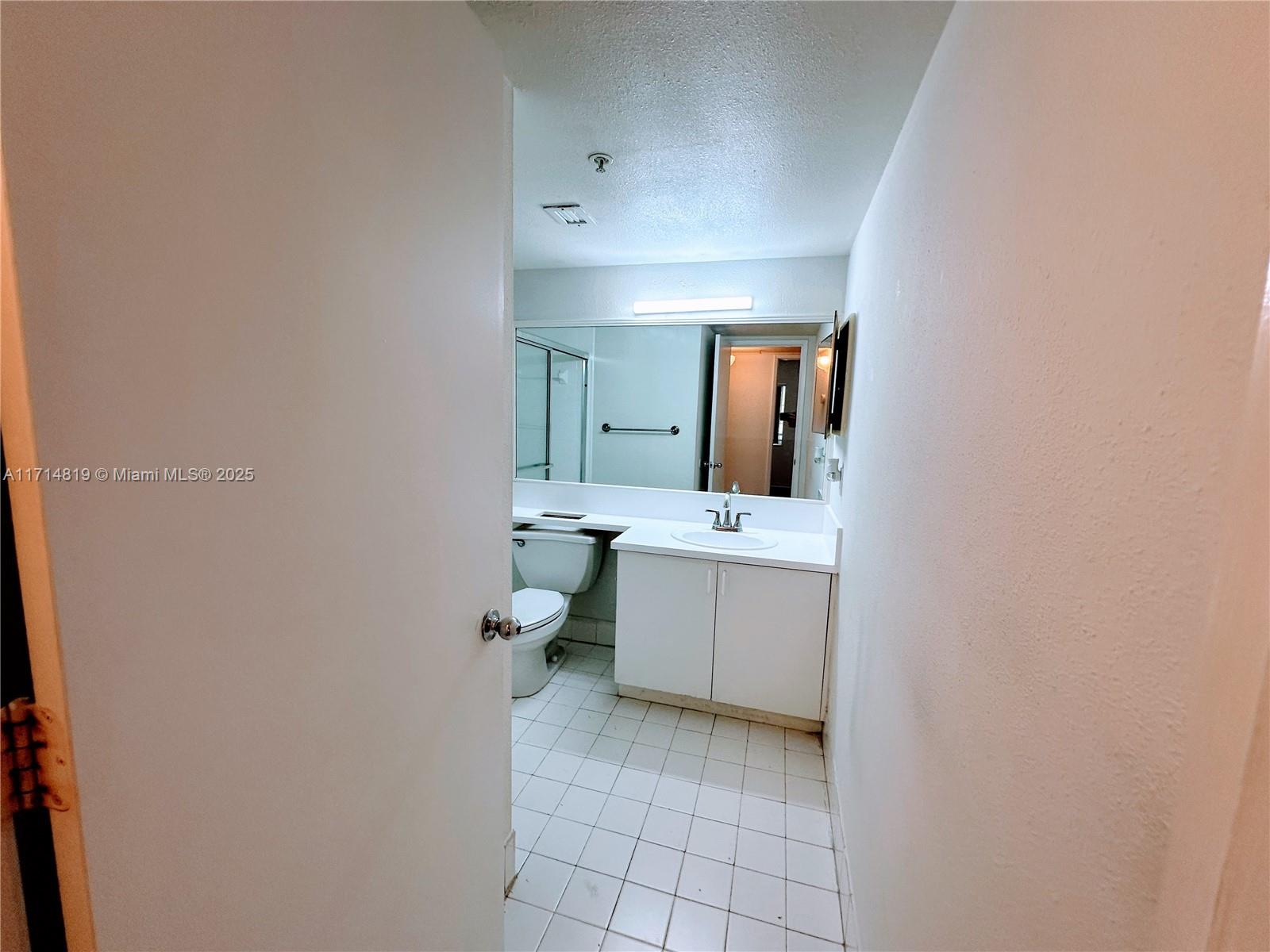 4520 NW 107 AV # 10 Unit: 208-10