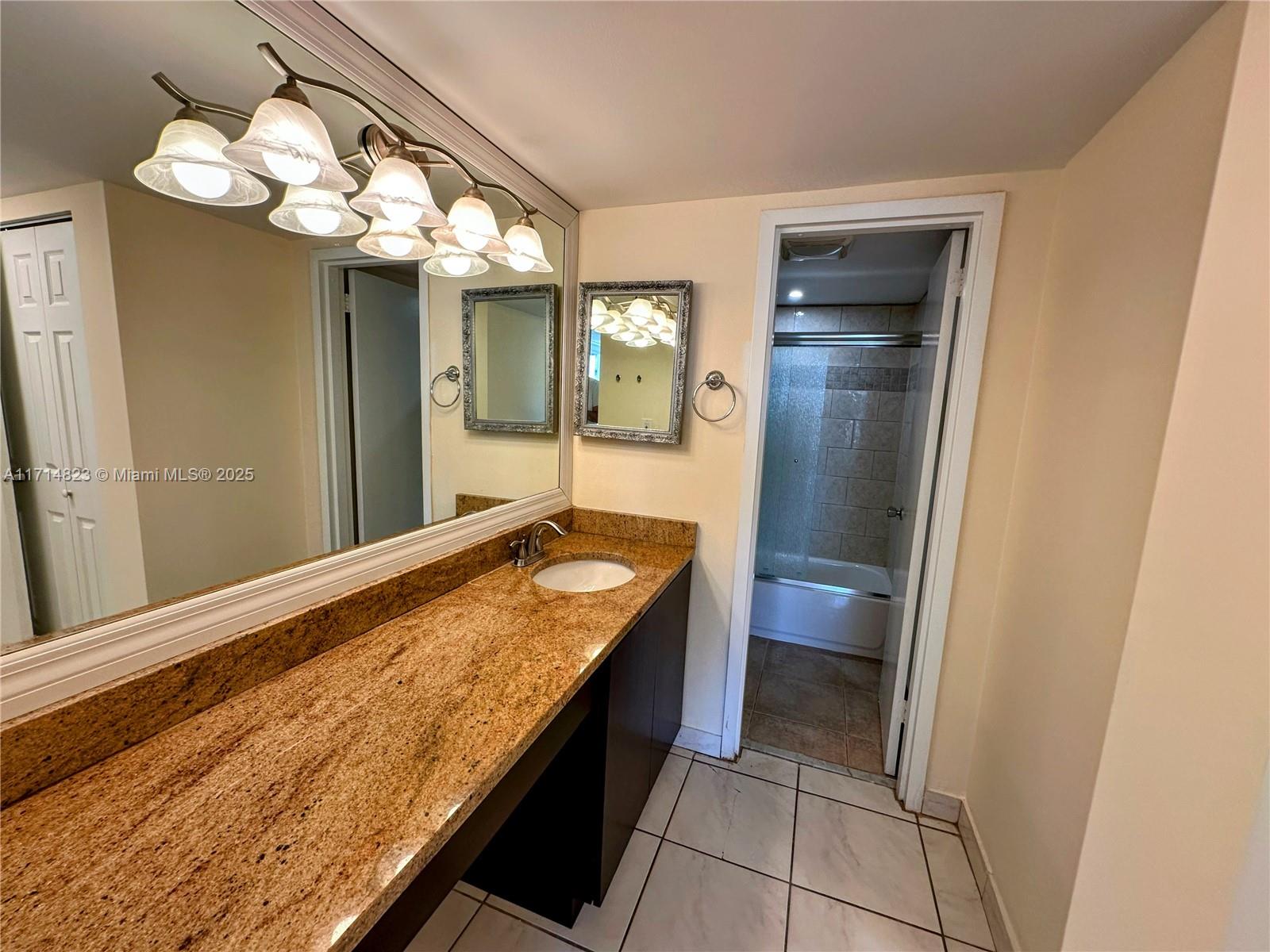 20100 W Country Club Dr # 1107