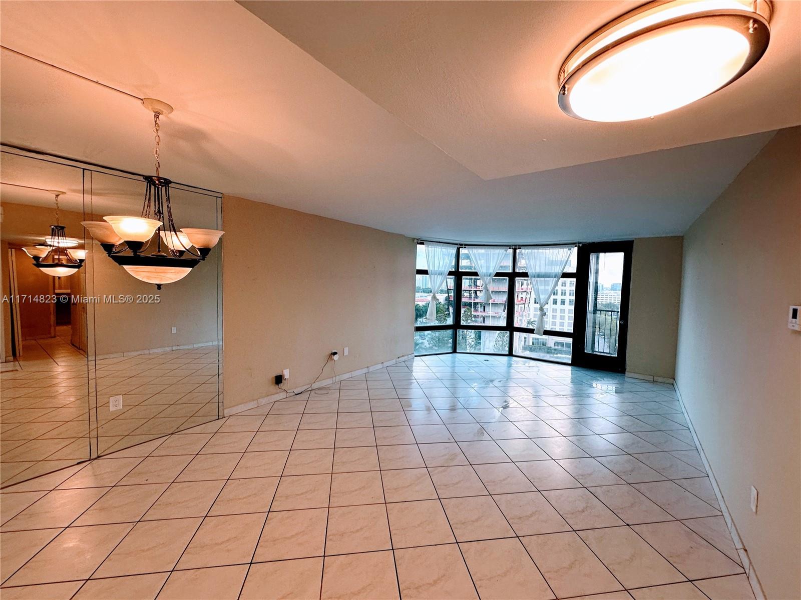20100 W Country Club Dr # 1107