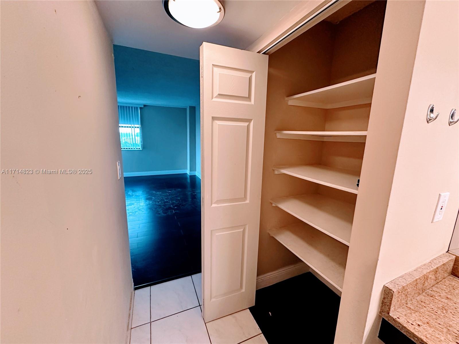 20100 W Country Club Dr # 1107