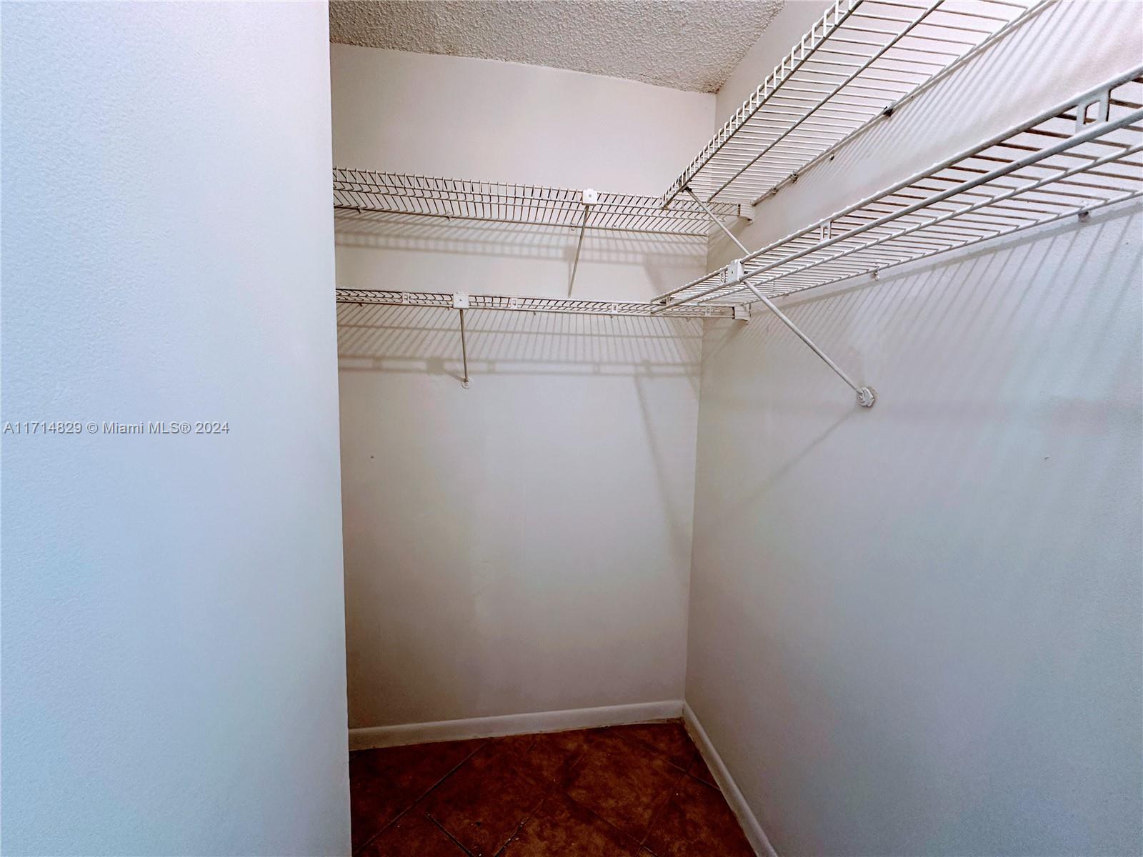 4364 NW 9th Ave # 3F Unit: 16-3F