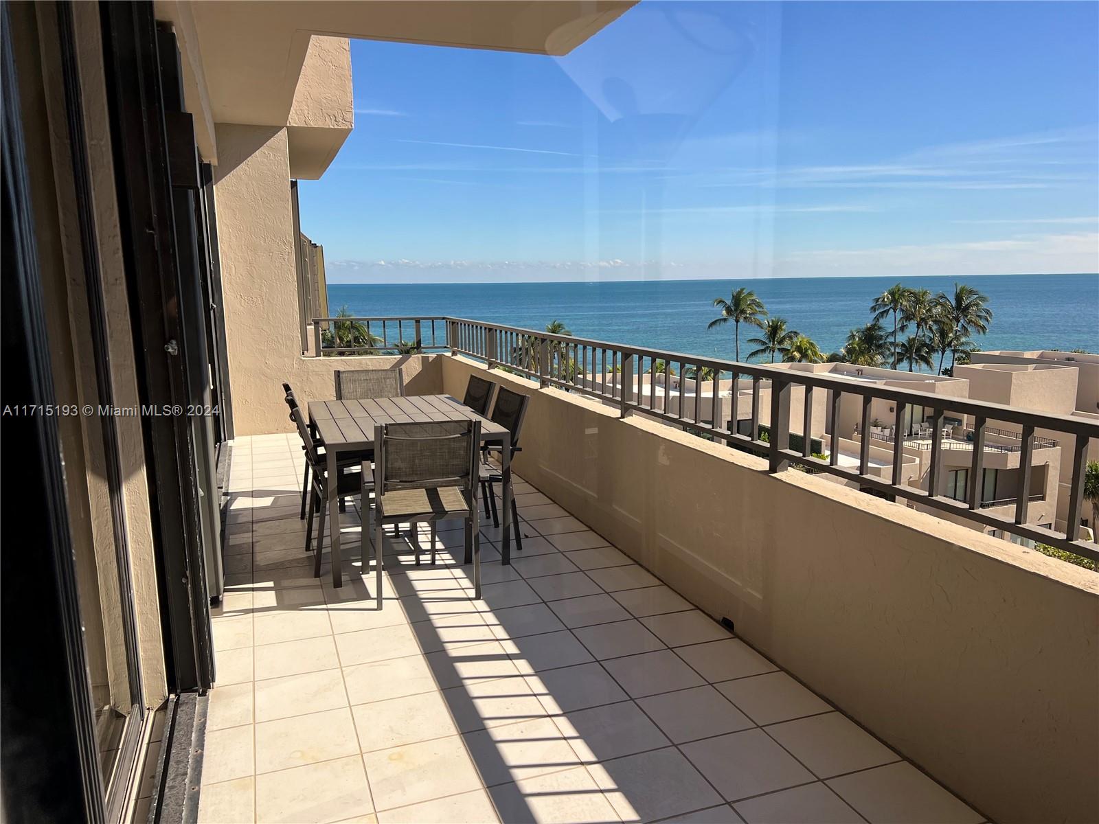 201 Crandon Blvd # 641