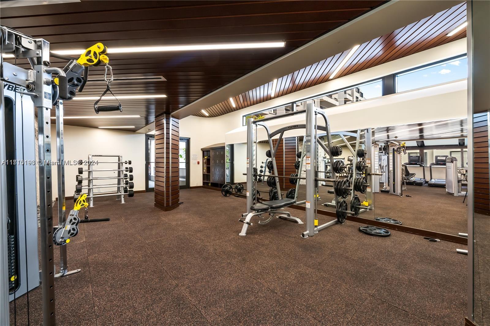 201 Crandon Blvd # 641