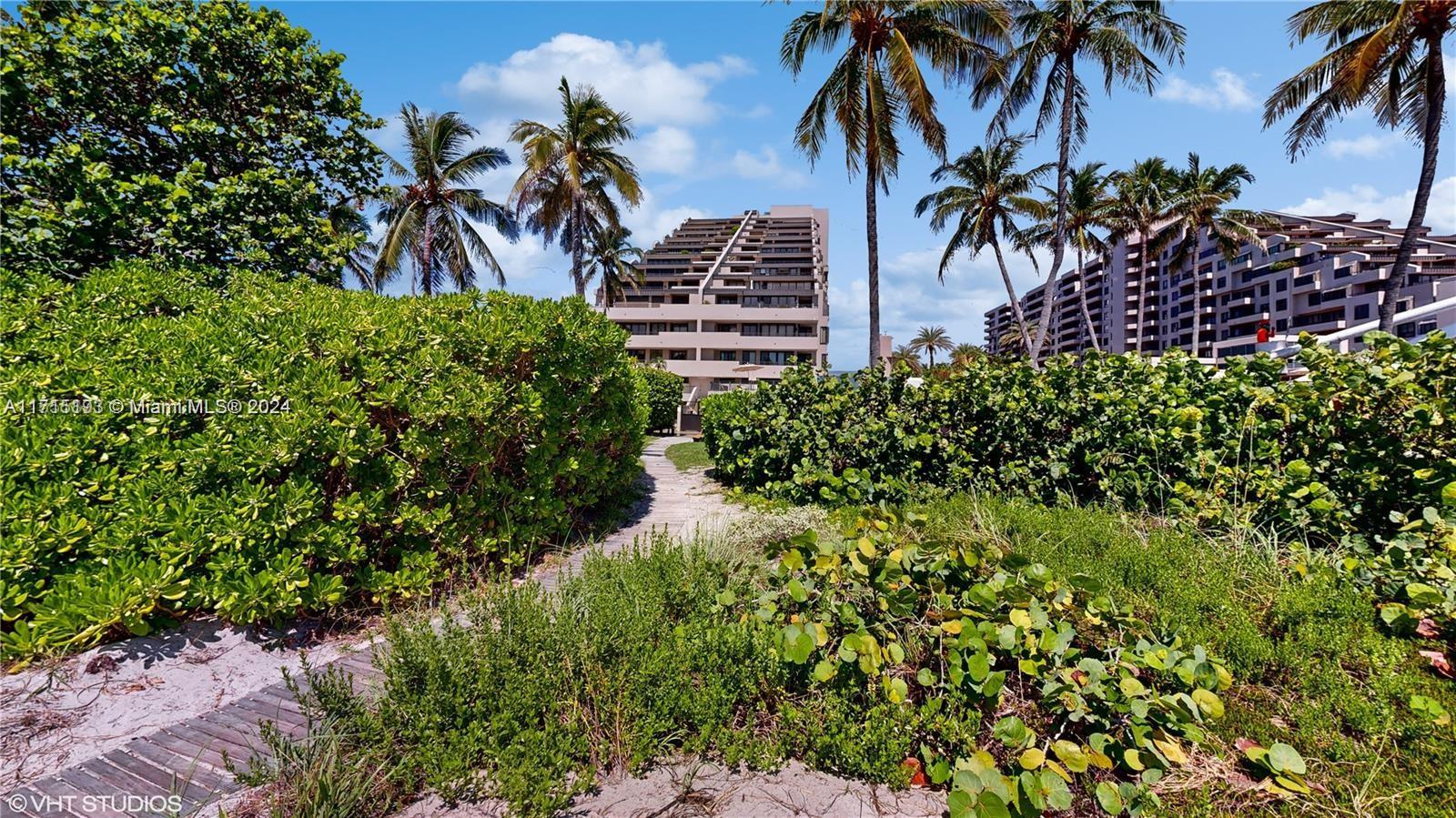 201 Crandon Blvd # 641