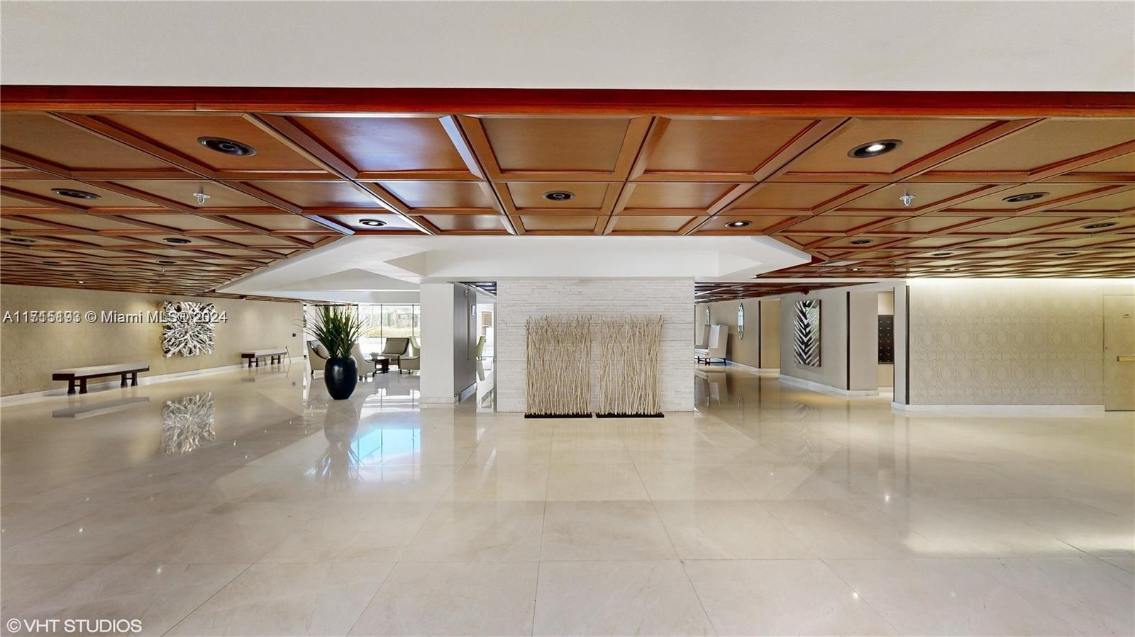 201 Crandon Blvd # 641