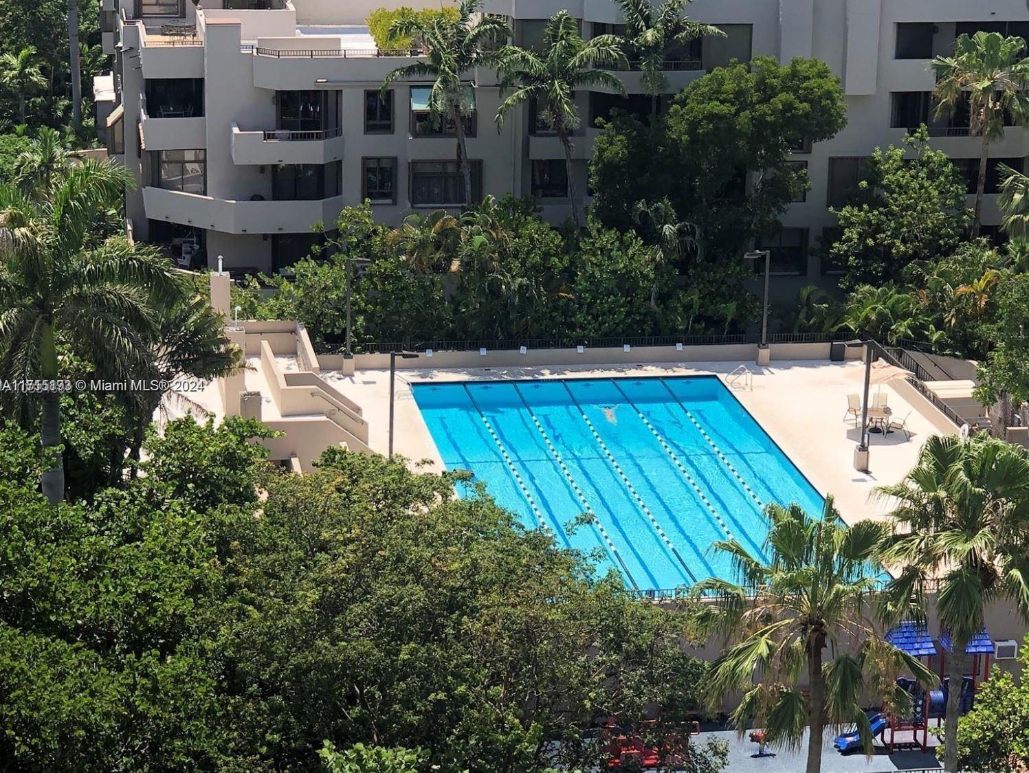 201 Crandon Blvd # 641