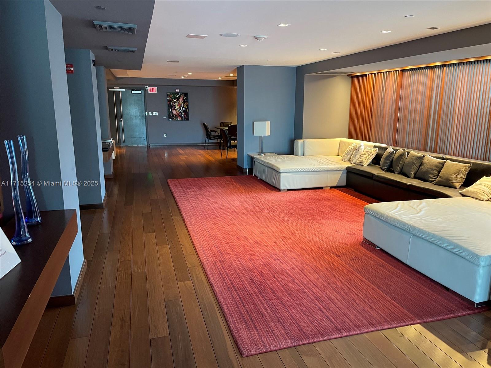 325 S Biscayne Blvd # 1219