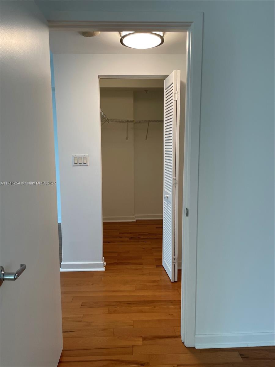 325 S Biscayne Blvd # 1219