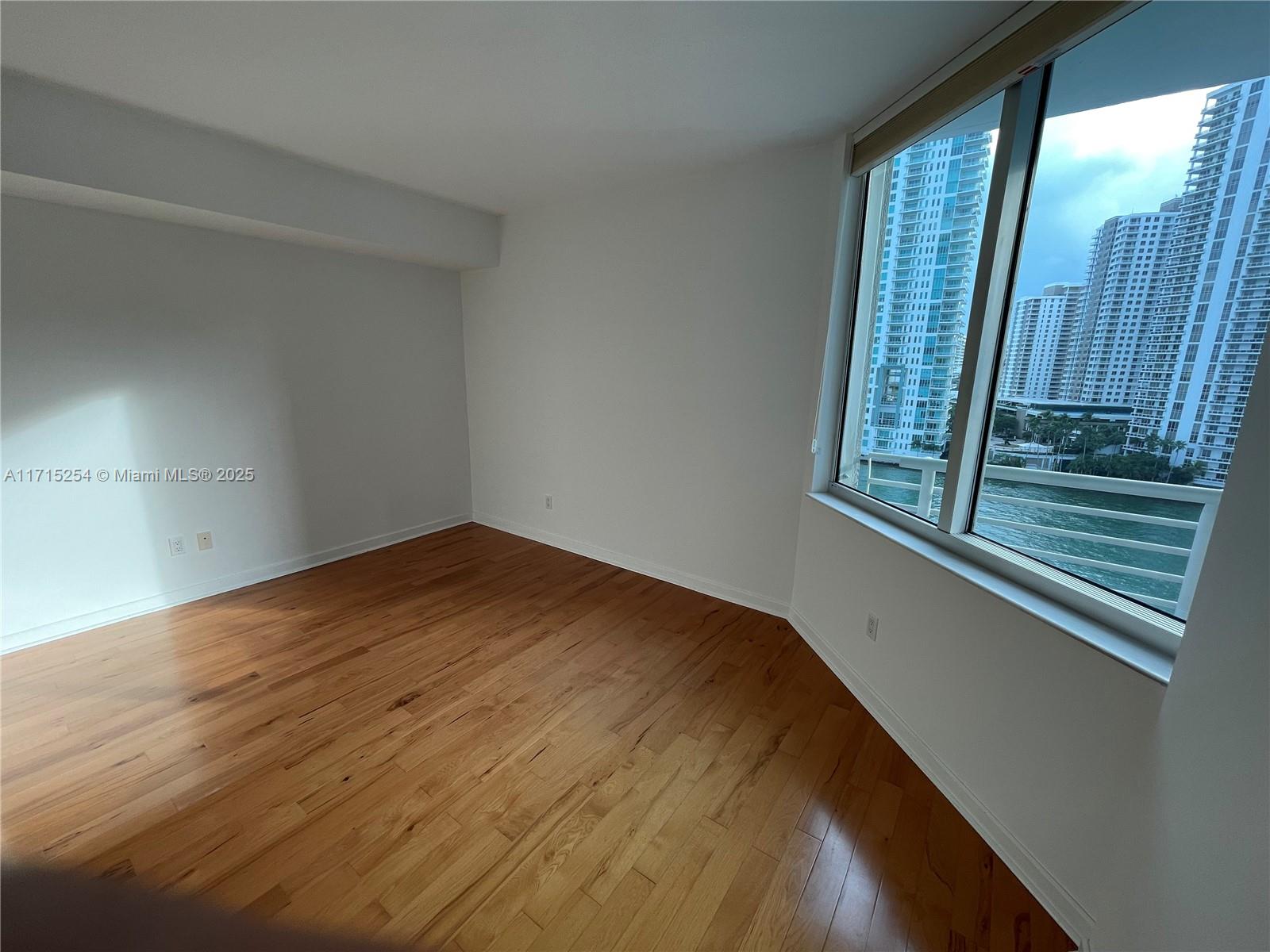 325 S Biscayne Blvd # 1219