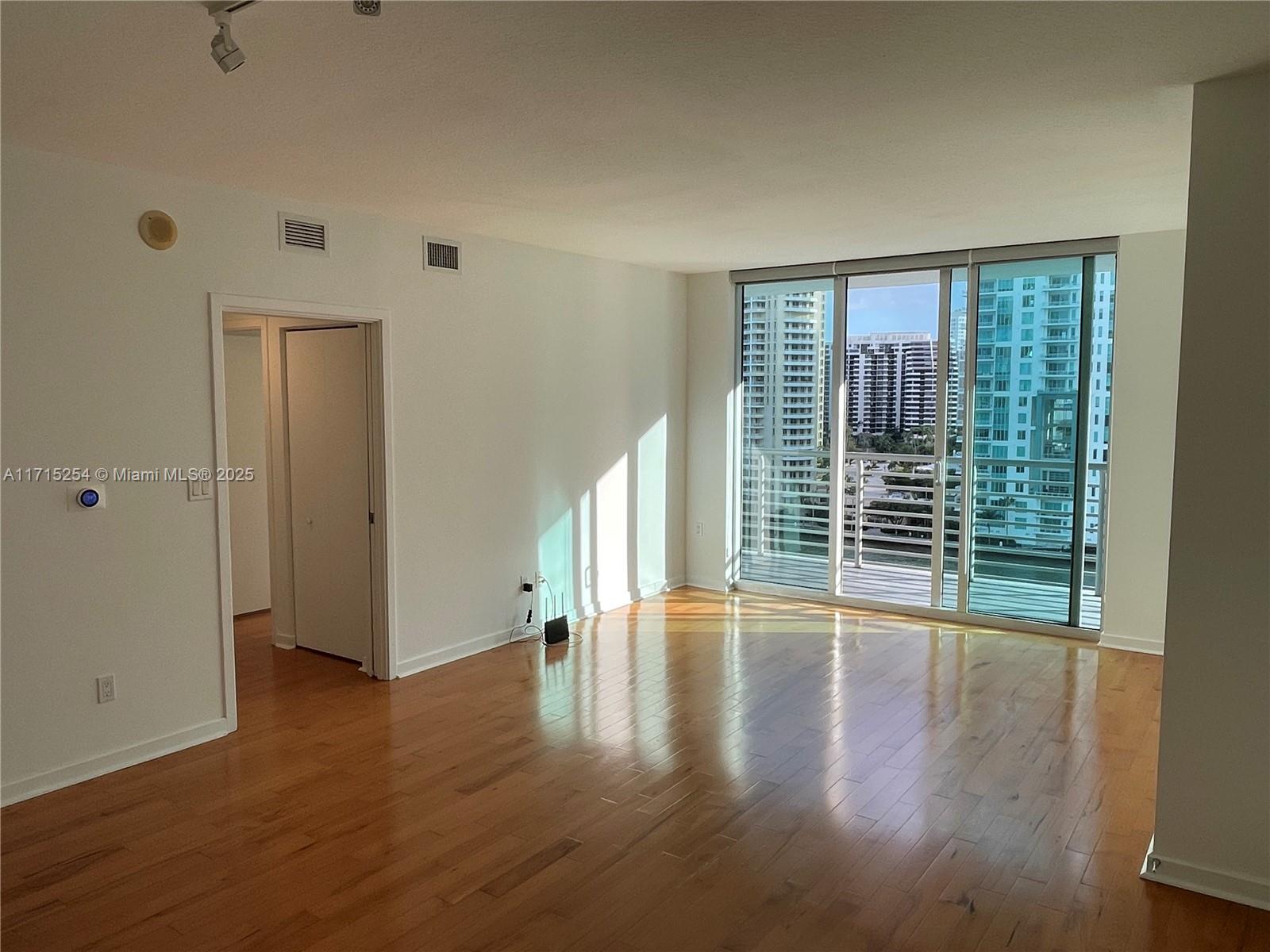 325 S Biscayne Blvd # 1219